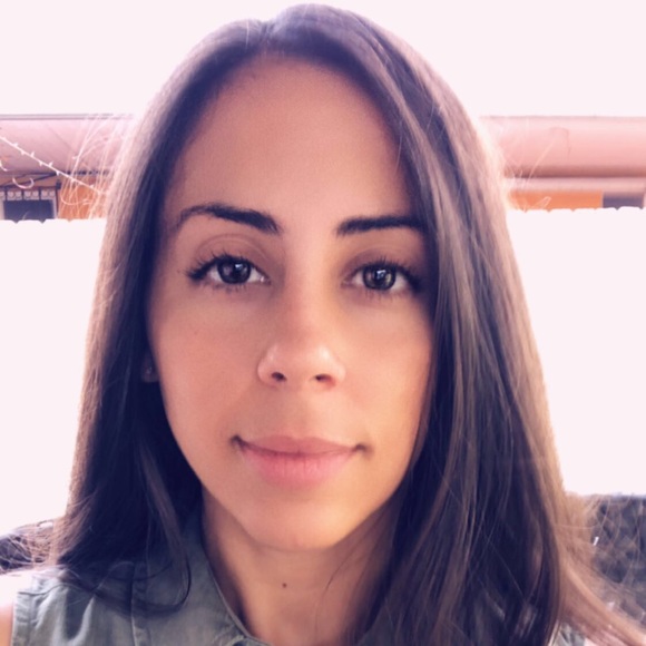 Meet your Posher, Cheyla - Picture 1 of 1